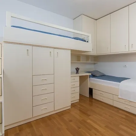 Apartment Melarnian Near The Beach In Umag Kültér fotó